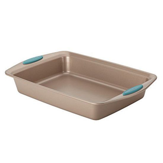 Picture of Rachael Ray Cucina Nonstick Baking Pan With Grips / Nonstick Cake Pan With Grips, Rectangle - 9 Inch x 13 Inch, Brown