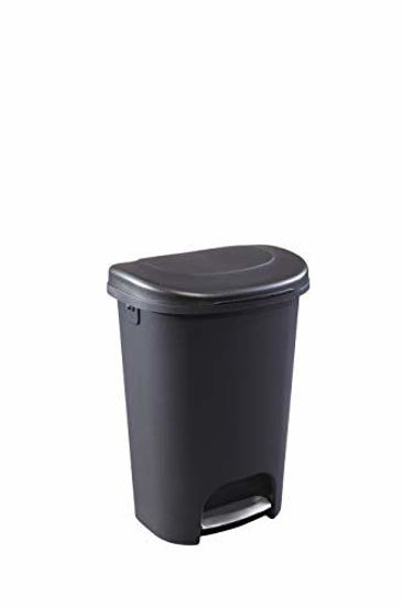 Rubbermaid 13 Gallon Step-On Trash Can in Black