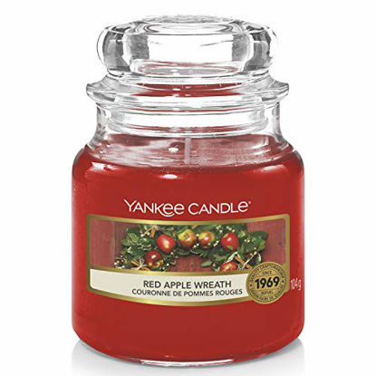 Picture of YANKEE CANDLE Red Apple Wreath Small Jar Candle