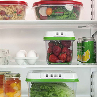 Rubbermaid FreshWorks Saver, Medium Tall Produce Storage Container,  12.7-Cup