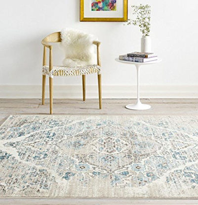 Picture of Persian Area Rugs 4620 Cream 5 x 7 Area Rug