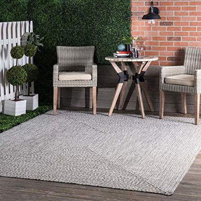 Picture of nuLOOM Wynn Braided Indoor/Outdoor Area Rug, 5' x 8' Oval, Light Grey/Salt and Pepper