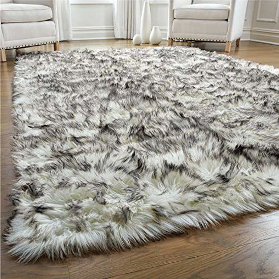 https://www.getuscart.com/images/thumbs/0889342_gorilla-grip-thick-fluffy-faux-fur-washable-rug-6x9-shag-carpet-rugs-for-baby-nursery-room-bedroom-h_550.jpeg