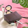 Picture of Checkered Makeup Bag Hand-held Cosmetic Pouch Shell Shape Cosmetic Bags Toiletry Travel Organizer for Women