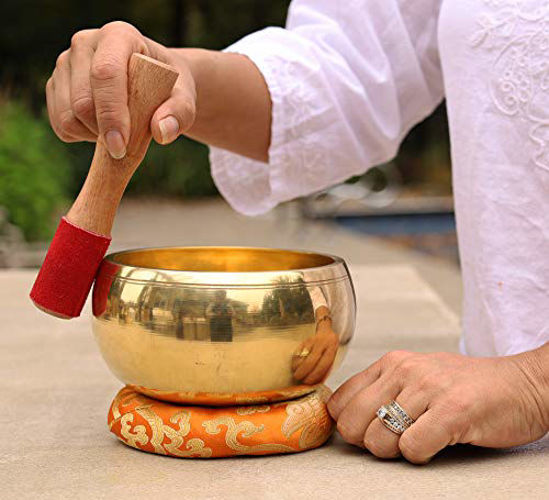 Picture of DharmaObjects Tibetan Ring Gong Meditation Singing Bowl Mallet Cushion Set (Extra Large)