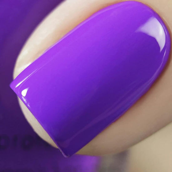 Picture of Vishine Gel Nail Polish, 0.5 OZ Purple Shade Soak Off UV LED Nail Gel Polish Manicure Salon DIY for Nail Art Long-Lastnig 15ml