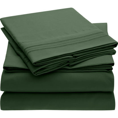 Picture of Mellanni Twin Sheet Set - Iconic Collection Bedding Sheets & Pillowcases - Luxury, Extra Soft, Cooling Bed Sheets - Deep Pocket up to 16" - Wrinkle, Fade, Stain Resistant - 3 PC (Twin, Emerald Green)