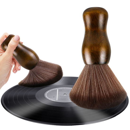 Picture of XQ XIAO QIAO Cleaning Brush Turntable Vinyl Records Cleaner, Anti-Static Dust Cleaning Record Brush for Vinyl Albums LP CD Cartridge/Keyboard/Camera Lens/Computer Mainframe/Character Models