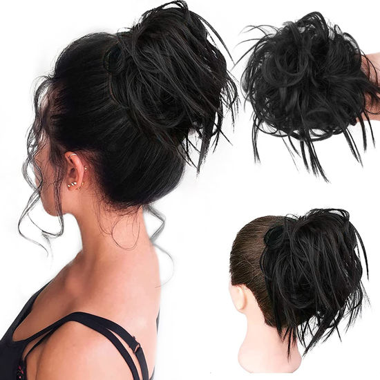 Ponytail extension outlet with rubber band