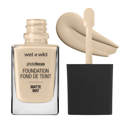 Picture of Wet n Wild Photo Focus Matte Liquid Foundation Porcelain, Vegan & Cruelty-Free