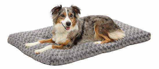 Picture of MidWest Homes for Pets Deluxe Dog Beds | Super Plush Dog & Cat Beds Ideal for Dog Crates | Machine Wash & Dryer Friendly, 1-Year Warranty